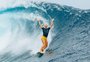 Gaúcha Tatiana Weston-Webb ganha primeira nota 10 feminina em Teahupo’o