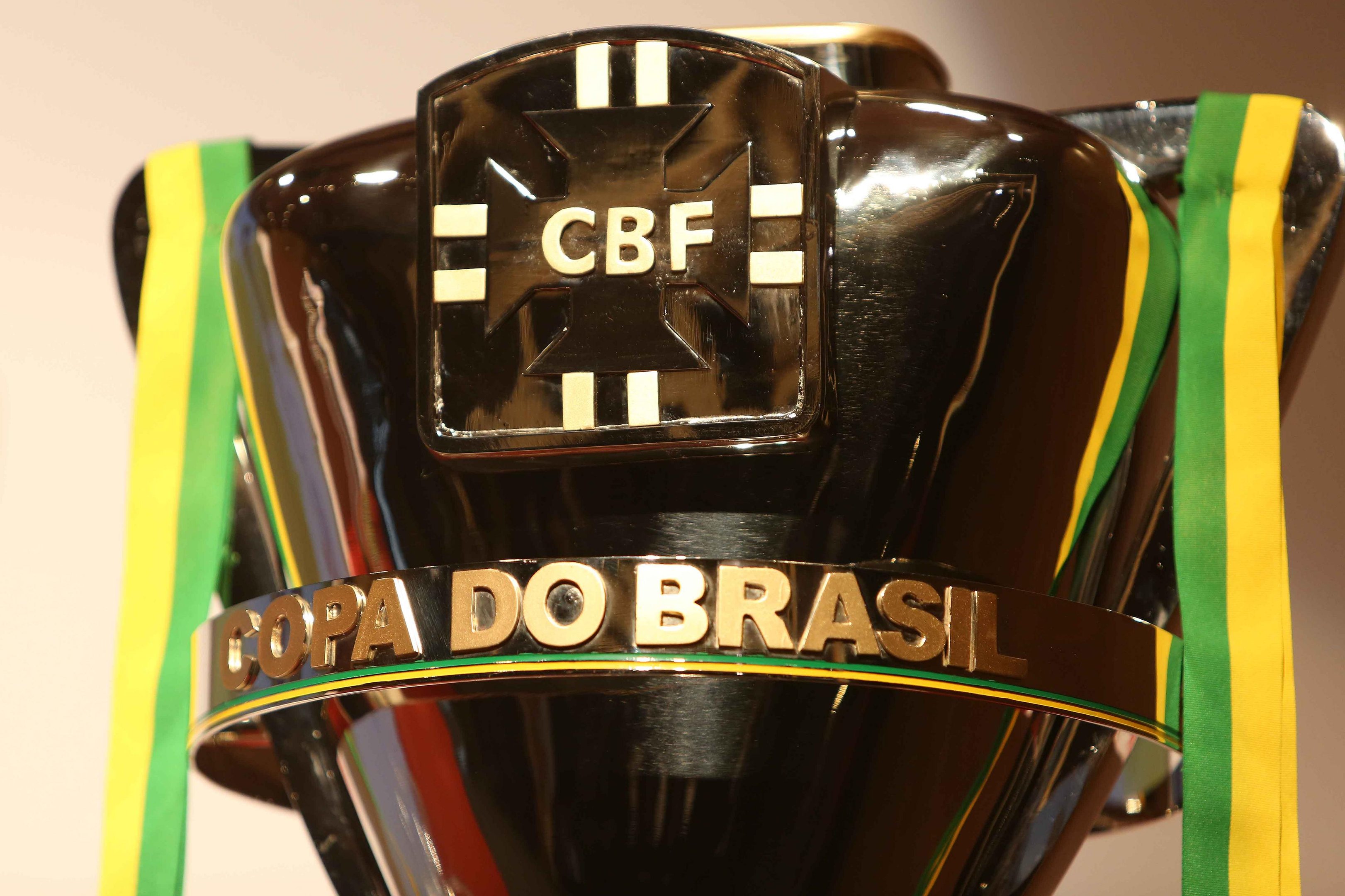 CBF confirma datas da Copa do Brasil; veja quando Gr&ecirc;mio e Inter estreiam