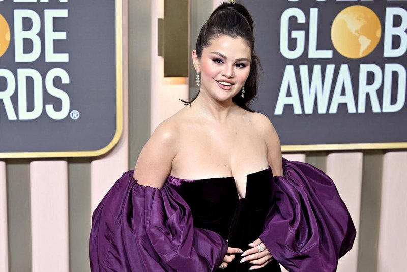 US singer-actress Selena Gomez arrives for the 80th annual Golden Globe Awards at The Beverly Hilton hotel in Beverly Hills, California, on January 10, 2023. (Photo by Frederic J. Brown / AFP)<!-- NICAID(15318152) -->