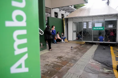 CAXIAS DO SUL, RS, BRASIL, 05/01/2022 - Aumenta procura de testes para covid 19 na cidade. (Marcelo Casagrande/Agência RBS)<!-- NICAID(14983131) -->