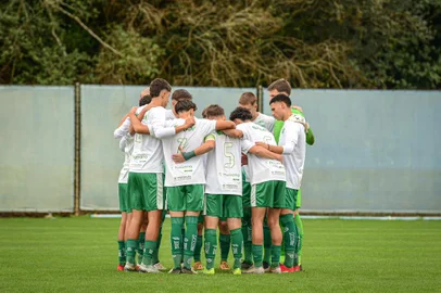 Juventude inicia disputa da final do Gaucão sub-17 contra o inter<!-- NICAID(15842741) -->