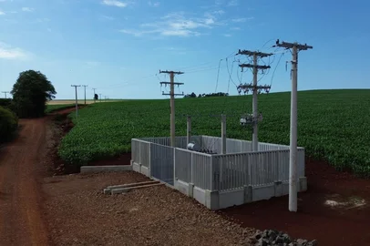 Rebaixadora de energia da Certhil<!-- NICAID(16214980) -->