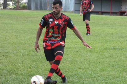Atleta do Tupi foi punido com dois jogos de suspensão.<!-- NICAID(15463856) -->