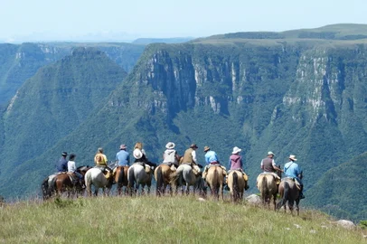 Campos de Cima da Serra<!-- NICAID(14806532) -->