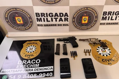 Polícia prende em flagrante três suspeitos de autoria de homicídio em frente ao Presídio de Erechim <!-- NICAID(15682115) -->