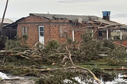 Temporal em São José do Norte<!-- NICAID(16370420) -->