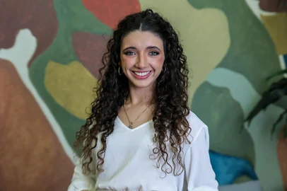 CAXIAS DO SUL, RS, BRASIL, 31/07/2025. Candidatas da Festa da Uva 2025. Maria Antônia Pereira Vicenzi, representado a OX Cosméticos. (Neimar De Cesero/Agência RBS)Indexador: Neimar De Cesero<!-- NICAID(16092062) -->