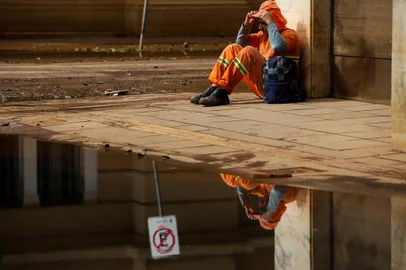Porto Alegre, RS, Brasil - 29.05.24: Centro histórico de Porto Alegre. Limpeza das ruas e estabelecimentos. Fotos: Duda Fortes / Agencia RBS<!-- NICAID(15776460) -->
