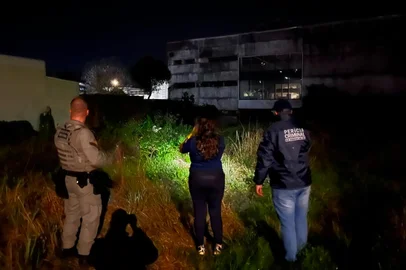 Jovem de 19 anos é encontrado morto em terreno baldio em Panambi<!-- NICAID(16339209) -->