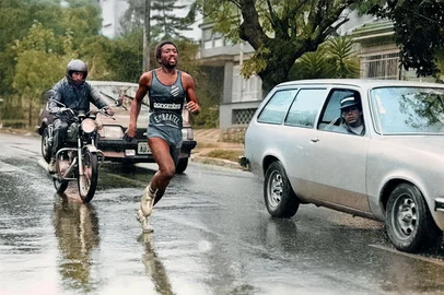 Em 1983, Porto Alegre realizou sua primeira maratona oficial, com percurso plano e clima favorável. O primeiro campeão foi Adão Juarez Camões. Foto: Clube de Corredores de Porto Alegre / Divulgação<!-- NICAID(16032682) -->