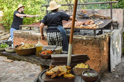Restaurante Valle Rustico realiza a programação Vinho e Grelha<!-- NICAID(14983846) -->