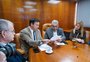 Melo recebe Plano Diretor, e minimiza chance de vetos e risco de judicialização