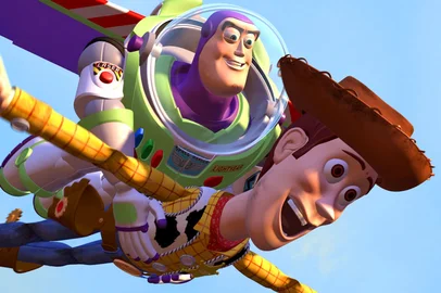 John Lasseter com o Oscar especial de Toy Story (1995)<!-- NICAID(16168883) -->