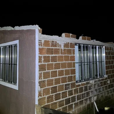 Vento destelha casa em Teutônia<!-- NICAID(15888719) -->
