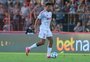 Elogio de Pezzolano a Juninho abre disputa na zaga do Inter: "O jogo dele foi perfeito"
