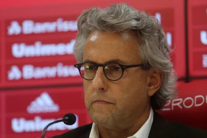 11/08/2021 - PORTO ALEGRE, o novo vice-presidente do Esporte Clube Internacional,  Emílio Papaléo Zin, sendo apresentado oficialmente. FOTO: Ricardo Duarte / Internacional / Divulgação<!-- NICAID(14859976) -->