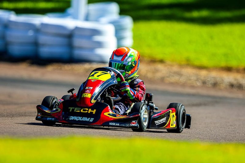 Joaquim Gehlen Fronza sobe ao pódio no 27º Campeonato Sul-Brasileiro de Kart, no Paraná<!-- NICAID(15716916) -->
