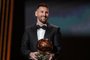Inter Miami CF's Argentine forward Lionel Messi receives his 8th Ballon d'Or award during the 2023 Ballon d'Or France Football award ceremony at the Theatre du Chatelet in Paris on October 30, 2023. (Photo by FRANCK FIFE / AFP)Editoria: HUMLocal: ParisIndexador: FRANCK FIFESecao: soccerFonte: AFPFotógrafo: STF<!-- NICAID(15583898) -->