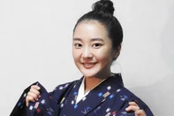 "Rakugo: A tradicional arte da contação de histórias do Japão, com RAMUNE".<!-- NICAID(16065251) -->