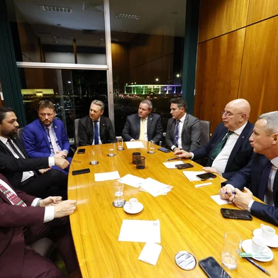 Na terça-feira (9), Covatti se reuniu com a bancada federal do PL, em Brasília. Além do deputado Giovani Cherini, presidente do partido, participaram os deputados Bibo Nunes, Luciano Zucco Maurício Marcon, Marcelo Moraes, Osmar Terra e Ubiratan Sanderson. <!-- NICAID(16184141) -->