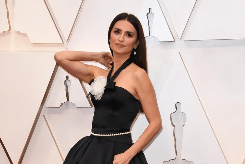 92nd Annual Academy Awards - ArrivalsSpanish actress Penelope Cruz arrives for the 92nd Oscars at the Dolby Theatre in Hollywood, California on February 9, 2020. (Photo by Robyn Beck / AFP)Editoria: ACELocal: HollywoodIndexador: ROBYN BECKSecao: cinema industryFonte: AFPFotógrafo: STF<!-- NICAID(14413689) -->