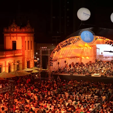 Festival Internacional de música em Pelotas homenageia a resiliência e a união do povo gaúcho durante as enchentes<!-- NICAID(15955706) -->