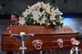 Picture of the coffin of late Brazilian singer Rita Lee taken during her wake at the Planetary Ibirapuera in Sao Paulo, Brazil, on May 10, 2023. Rita Lee, a Brazilian rock-and-roll icon who sang with legendary group Os Mutantes and went on to a trailblazing solo career as one of Latin America's first female rockers, died at age 75 on late May 8, 2023, her family informed on May 9. (Photo by Nelson ALMEIDA / AFP)Editoria: HUMLocal: Sao PauloIndexador: NELSON ALMEIDASecao: societyFonte: AFPFotógrafo: STF<!-- NICAID(15424779) -->