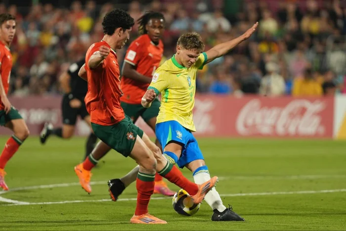 Brasil perde para Portugal nos p&ecirc;naltis e &eacute; eliminado na semifinal do Mundial  Sub-17 | GZH