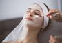 Peeling superficial ou profundo? Entenda os benefícios e riscos dos tratamentos estéticos com ácidos