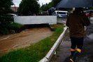 Esteio, RS, Brasil, 30/04/2024 - Moradores do bairro São Sebastião de Esteio deixam suas casas devido a enchente. - Foto: Jonathan Heckler/Agência RBS<!-- NICAID(15749330) -->