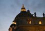"Sinos tocaram e tudo começou a fechar", diz brasileira que estava na Basílica de São Pedro na hora do anúncio da morte do Papa