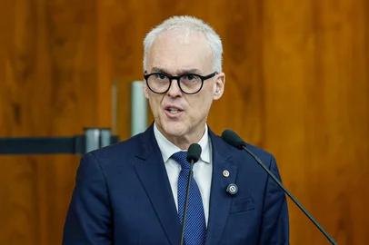 PORTO ALEGRE - RS - BRASIL - 02/07/2025: O Procurador-geral de Justiça Alexandre Saltz faz a prestação de contas do Ministério Público RS, referente ao ano 2024. (Foto: Raul Pereira/ALRS)<!-- NICAID(16071938) -->