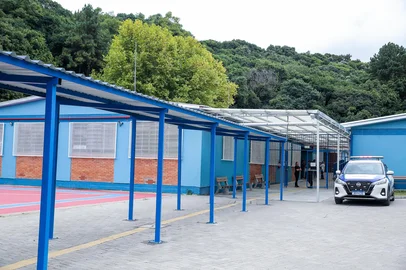 Volta às aulas no turno da tarde na escola onde professora foi esfaqueada, iniciou com acolhimento de psicóloga<!-- NICAID(16009402) -->