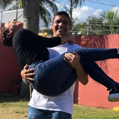 Morre jornalista Cristiane Daciolo, esposa do ex-presidenciável Cabo Daciolo<!-- NICAID(15527001) -->