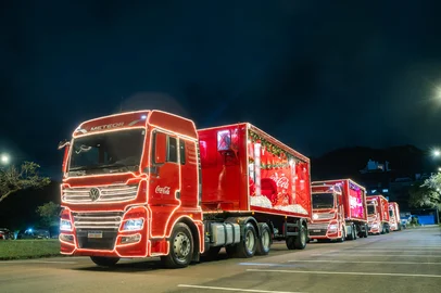 Caravana de Natal da Coca-Cola FEMSA Brasil passa por Porto Alegre nesta quinta-feira (11)<!-- NICAID(16183935) -->