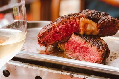 parrilla, carne, vinho, destemperados, porto alegre<!-- NICAID(14809802) -->