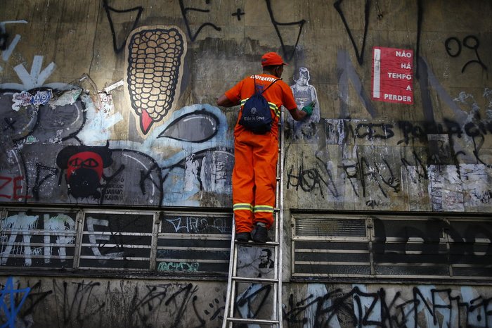Pichações serão removidas com a pintura do monumento