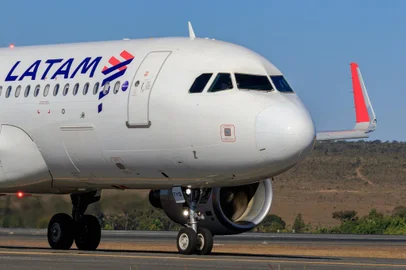 Voo da Latam<!-- NICAID(15387214) -->