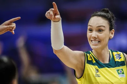 Roberta, levantadora da Seleção Feminina de Vôlei. A camisa 9 deve ser a titular do técnico José Roberto Guimarães com a ausência de Macris, lesionada.<!-- NICAID(15541205) -->