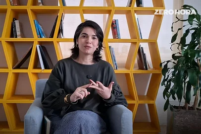 Juliana Maciel participa do O que Estou Lendo.<!-- NICAID(16162391) -->