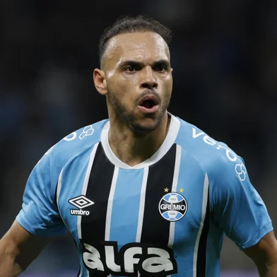PORTO ALEGRE, RS, BRASIL, 12-06-2025: Grêmio recebe Corinthians pela 12ª rodada do Campeonato Brasileiro 2025, na Arena Porto-Alegrense. O tricolor vem de duas vitórias seguidas no campeonato e busca manter o bom momento na véspera da parada para o Mundial de Clubes. Braithwaite.  Foto: Renan Mattos/Agência RBS<!-- NICAID(16058632) -->