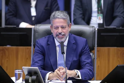 Texto-base da PEC do corte de gastos é aprovado em dois turnos pela Câmara; proposta segue para o Senado<!-- NICAID(15939098) -->