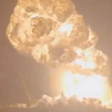 Um megafoguete Starship, da empresa SpaceX, explodiu durante um teste de rotina na Starbase, no estado do Texas, sem deixar feridos na madrugada desta quinta-feira (19), (noite de quarta-feira, no horário local).<!-- NICAID(16063479) -->