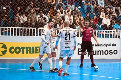 Jogo da Taça Farroupilha entre Passo Fundo e Guarany, de Espumoso.