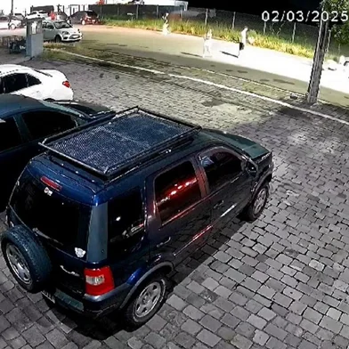 Jovem de 22 anos suspeito de matar mulher atropelada e ferir três está foragido há uma semana.<!-- NICAID(15994935) -->