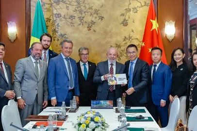 12/05/25: presidente Lula na China