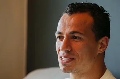 PORTO ALEGRE-RS-BRASIL- 03/08/2017- Atacante do Internacional,  Leandro Damião conversa com a Zero Hora.  A entrevista foi no escritório da Prattes Group, no Menino Deus.  FOTO FERNANDO GOMES/ ZERO HORA.<!-- NICAID(13069010) -->
