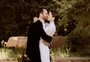 Lily Collins se casa e encanta seguidores com fotos em meio à natureza: "Nunca fui tão feliz"