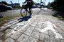 Porto Alegre, RS, Brasil - Interdição da ciclovia da av. Ipiranga completa um mês e afeta o tráfego de bicicletas. Foto: Jonathan Heckler / Agencia RBS<!-- NICAID(15565065) -->