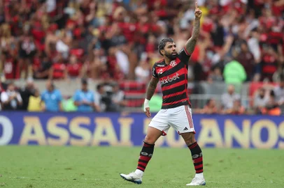 Flamengo v Atletico Mineiro - Final: Copa Do Brasil 2024RIO DE JANEIRO, BRAZIL - NOVEMBER 3: Gabriel Barbosa of Flamengo celebrates after scoring the second goal of his team during the Copa do Brasil Final First Leg match between Flamengo and Atletico Mineiro at Maracana Stadium on November 3, 2024 in Rio de Janeiro, Brazil.   Wagner Meier/Getty Images/AFP (Photo by Wagner Meier / GETTY IMAGES NORTH AMERICA / Getty Images via AFP)Editoria: SPOLocal: Rio de JaneiroIndexador: WAGNER MEIERSecao: soccerFonte: GETTY IMAGES NORTH AMERICAFotógrafo: CONTRIBUTOR<!-- NICAID(15906133) -->
